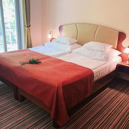 Mariánské Lázně Parkhotel Forest מראה חיצוני תמונה