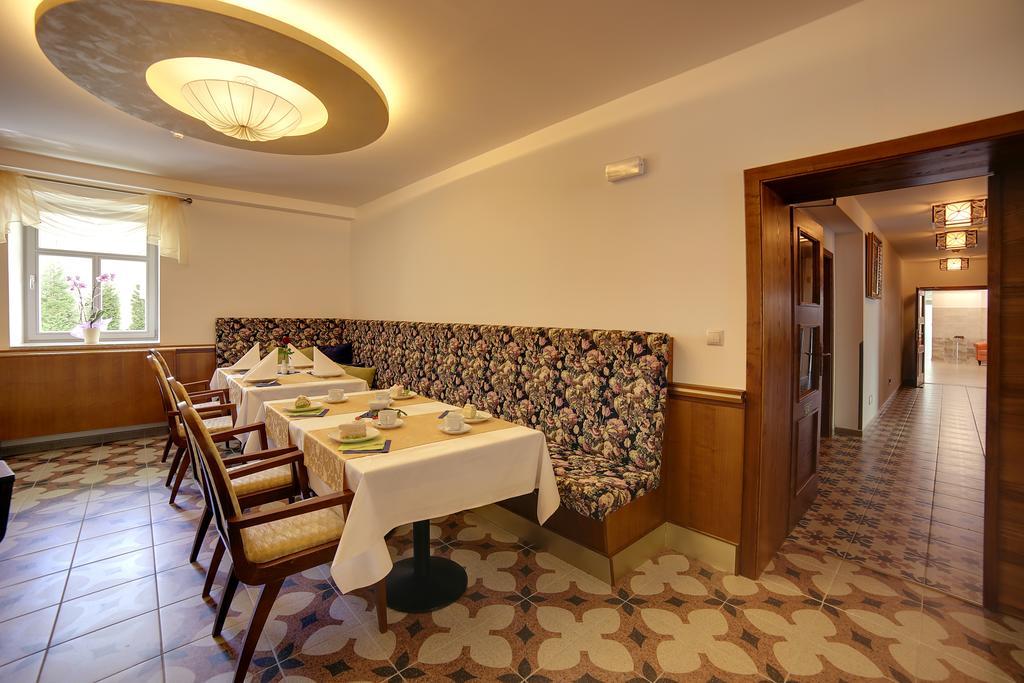 Mariánské Lázně Parkhotel Forest מראה חיצוני תמונה